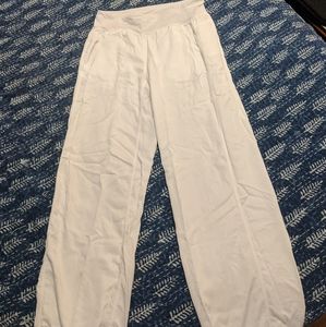 Closet closing 8/27!! Lululemon harem pants